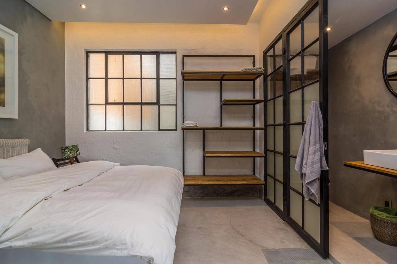 12 Decades Art Hotel Johannesburg Bagian luar foto